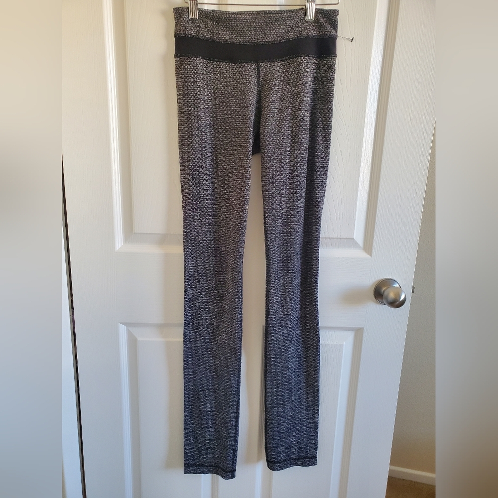 Lululemon Black Gray Knit Leggings